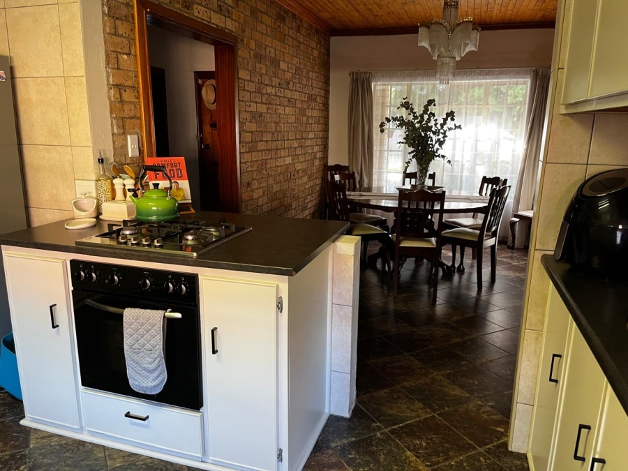 4 Bedroom Property for Sale in Bloemhof North West